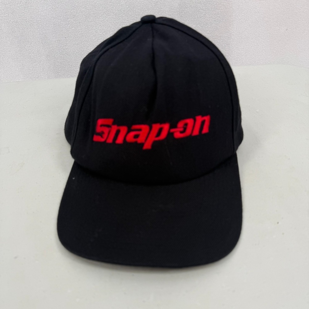 Snap-on Tools Black Adjustable Hat Red Embroidered Logo Baseball Cap‎
